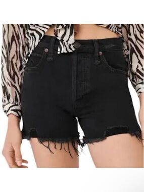 NWT FREE PEOPLE Makai Distressed Jean Shorts Black 31
